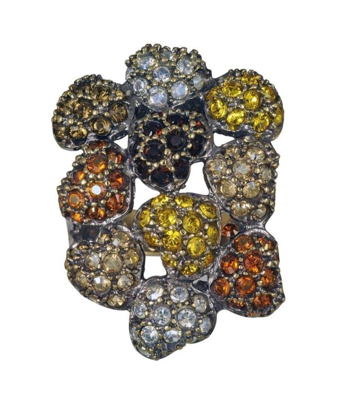 Sortija Corazón con cristales Swarovski en diversos tonos de plata bañada en oro vintage de la colección exclusiva de Máximo Betro.